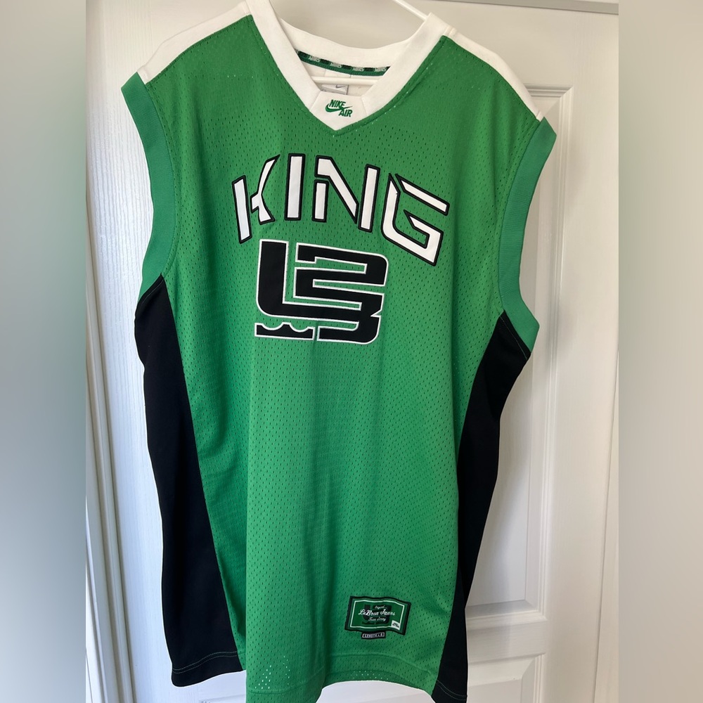 Nike LeBron James King James Jersey size XL
